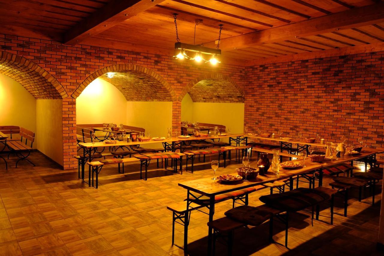 Hotel Privat Bohemia à Šatov Extérieur photo