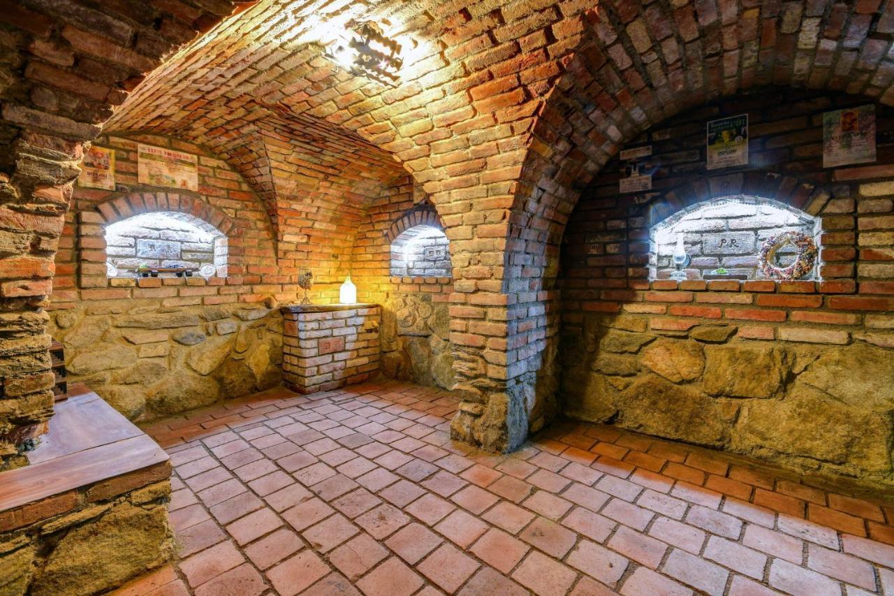 Hotel Privat Bohemia à Šatov Extérieur photo
