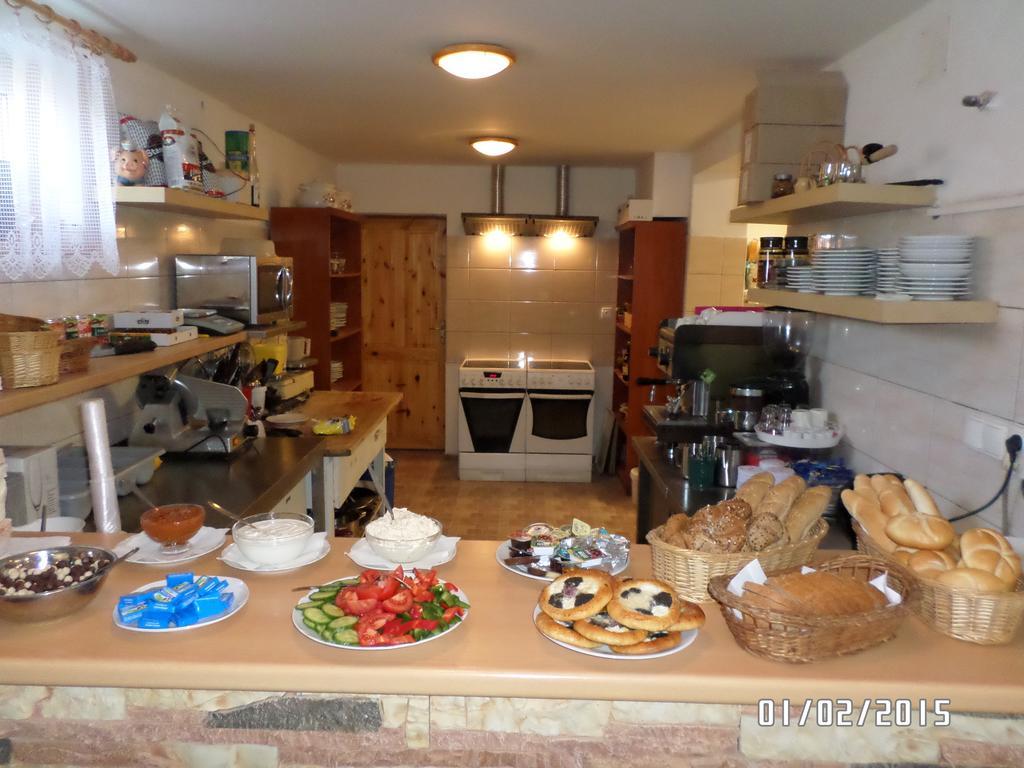 Hotel Privat Bohemia à Šatov Extérieur photo