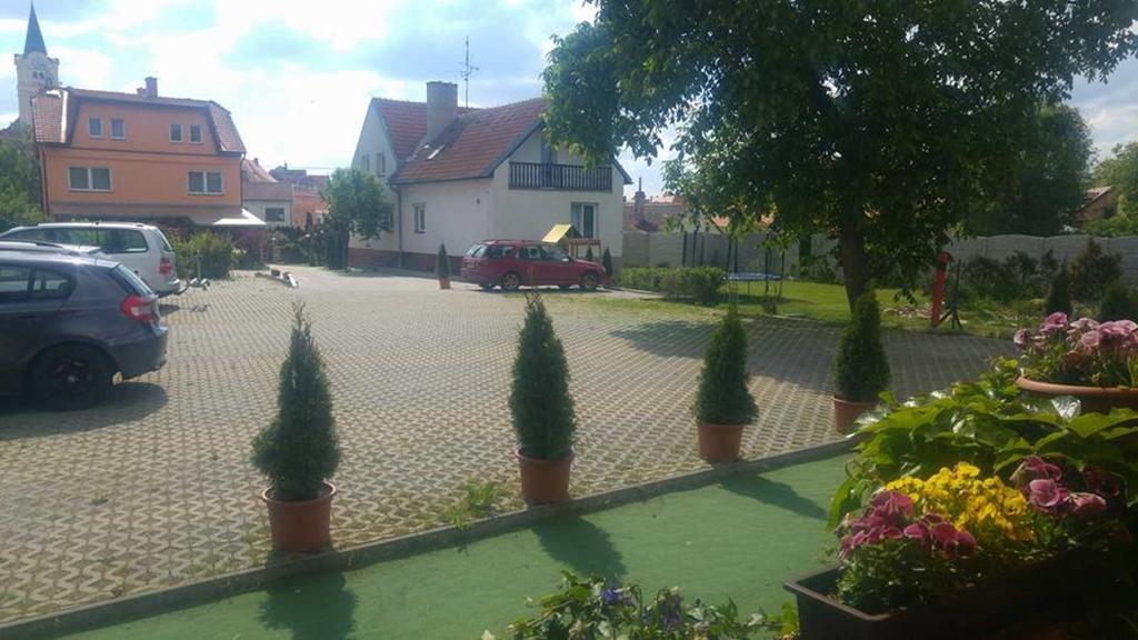 Hotel Privat Bohemia à Šatov Extérieur photo